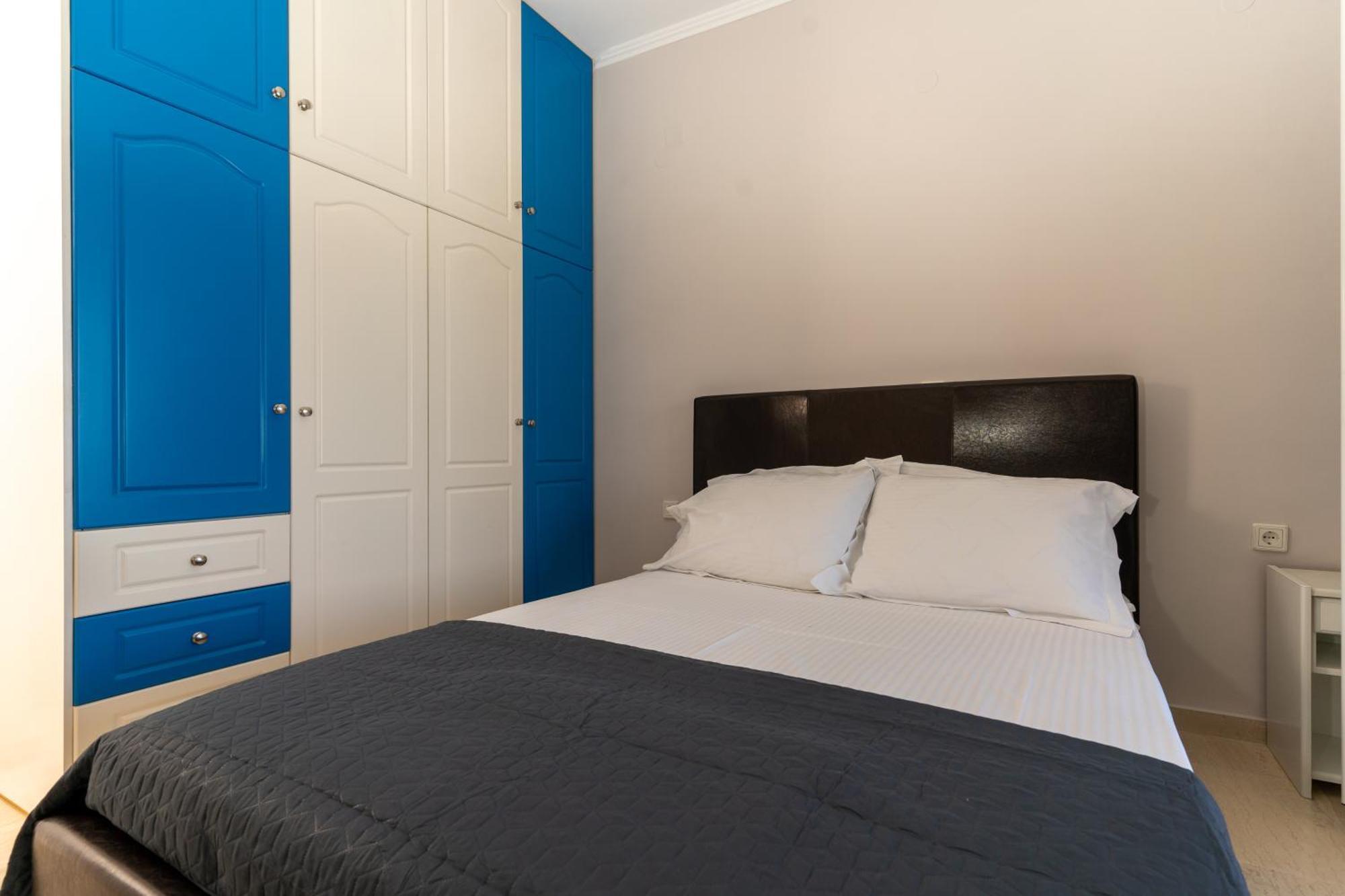 George Beachfront Apartments Lithakia  Room photo